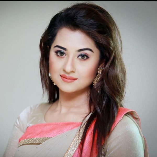 বুবলি আপা